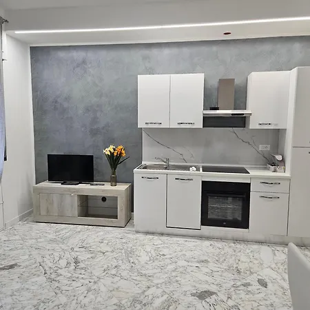 Apartment Sole E Mare 4 *